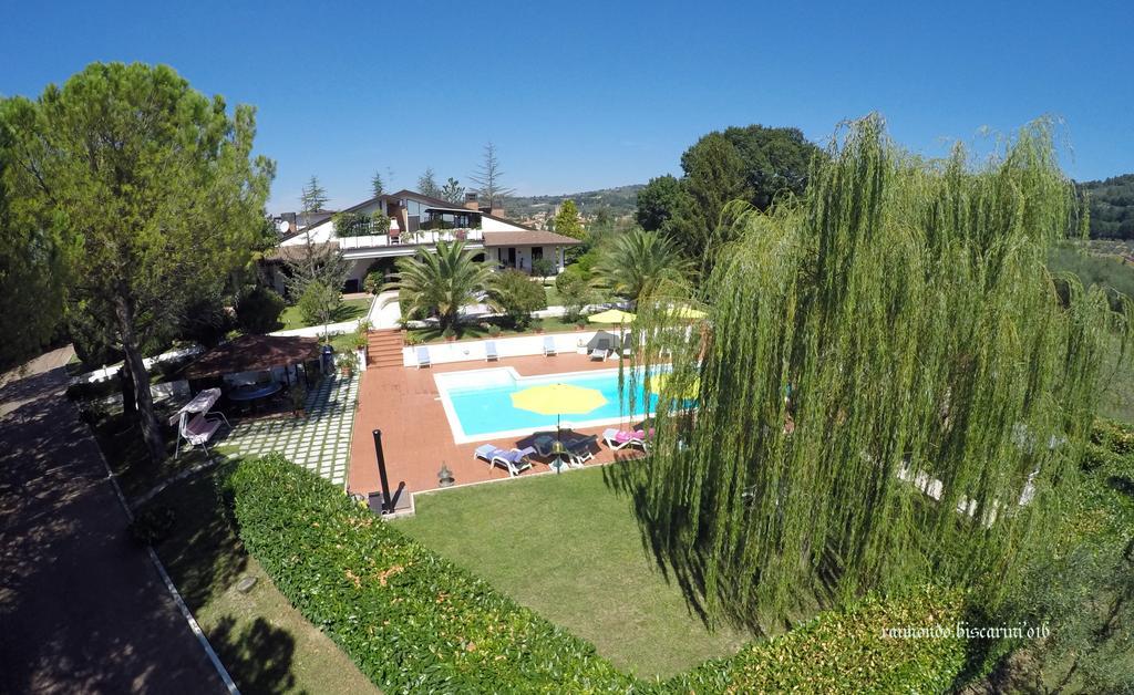 Villa Serena Asís Exterior foto