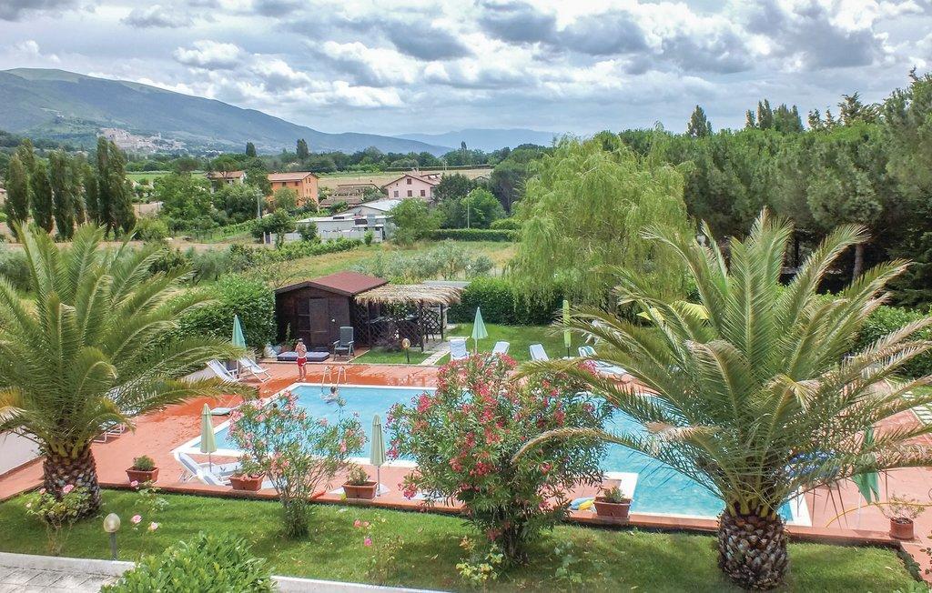 Villa Serena Asís Exterior foto