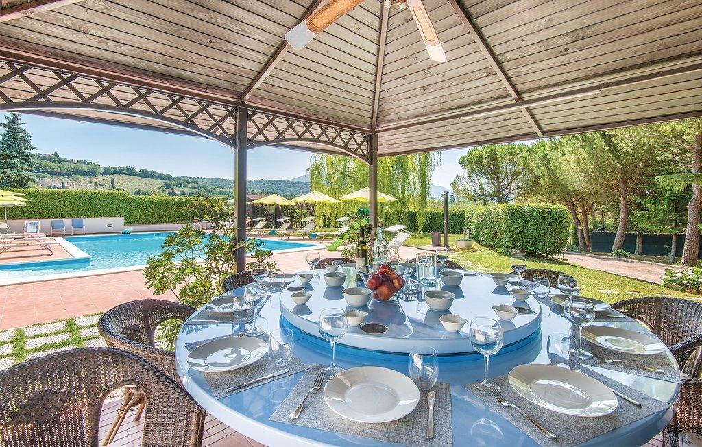 Villa Serena Asís Exterior foto