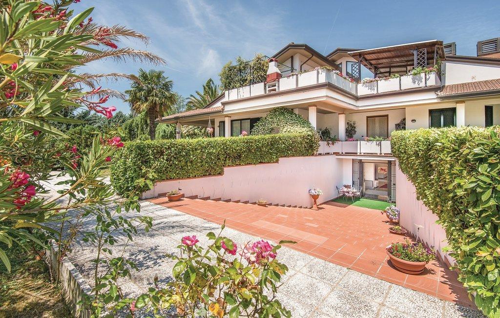 Villa Serena Asís Exterior foto